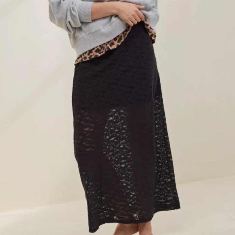 NWT Aerie Vintage Lace Midi Skirt True Black Size XS